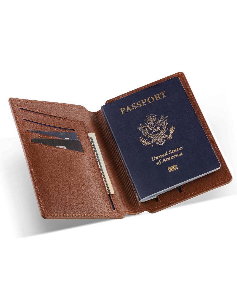 PassportWalletKhaki02 71b7472e c55f 4d8c a64b d56787ca57c9